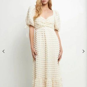 Ivory Bubble Puff Sleeved Maxi Dress